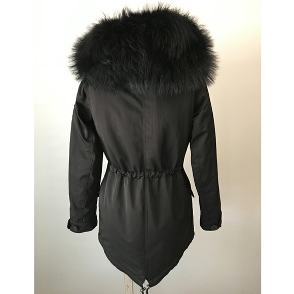 Winter coat - Picture 3 of 5